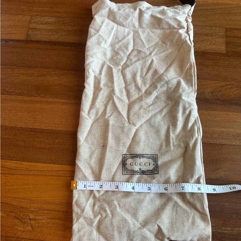 💯 Authentic Gucci Cover bag
